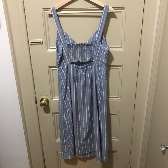 Gilli Button Down Midi Dress in Stripe - Picture 4 of 6